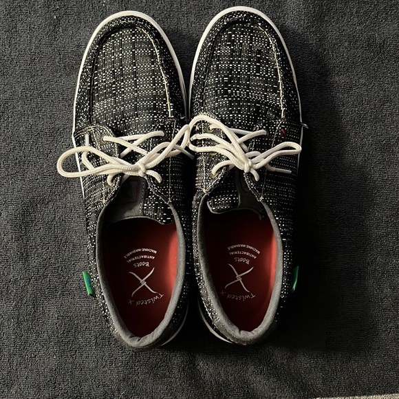 Twisted x shoes - Picture 1 of 7